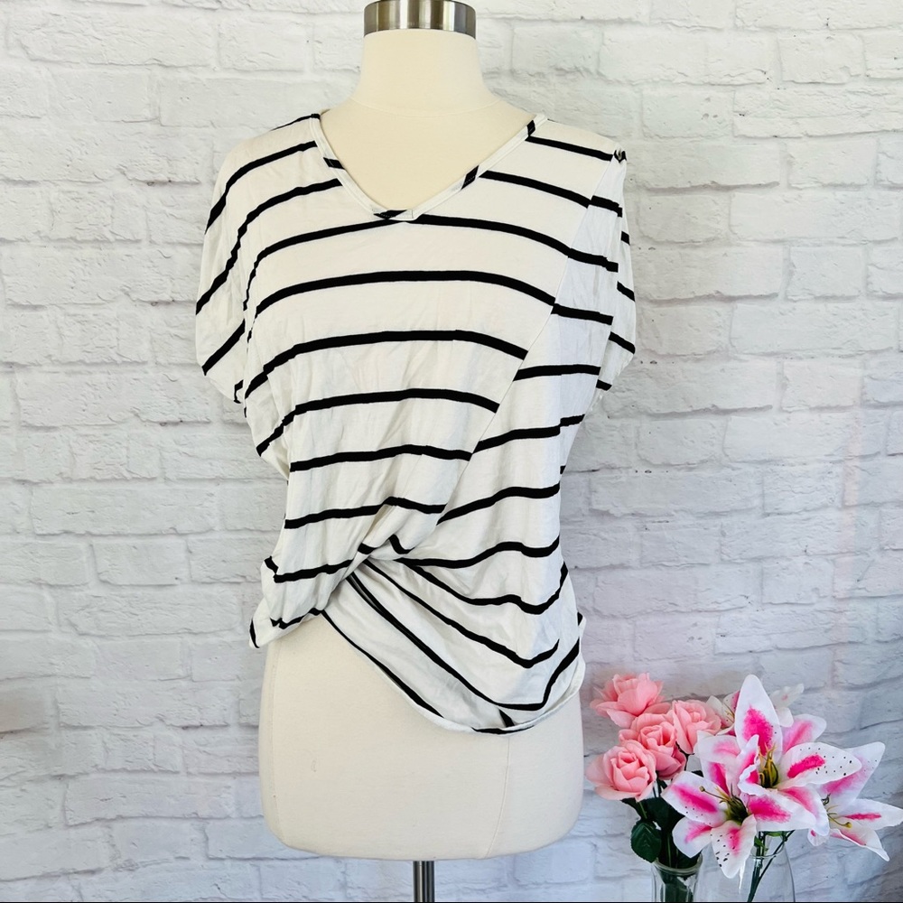 Elizabeth & James Top